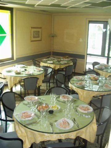 Hotel Valdaso Pedaso Ngoại thất bức ảnh